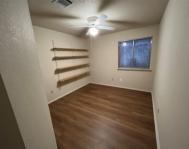 862 Latteridge Dr - Photo Thumbnail 21