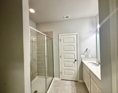 312 Ancellotta Way - Photo Thumbnail 10