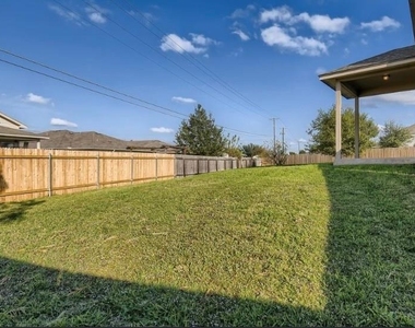 301 Comal Run - Photo Thumbnail 29