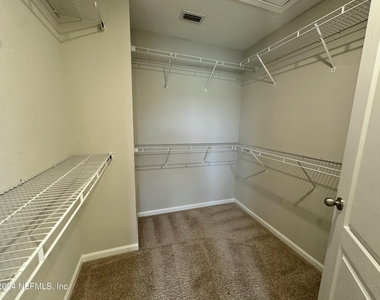 122 Codona Glen Drive - Photo Thumbnail 22