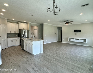 122 Codona Glen Drive - Photo Thumbnail 10