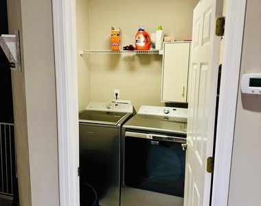 1816 Creekwood Lane - Photo Thumbnail 39