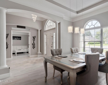 1816 Creekwood Lane - Photo Thumbnail 20