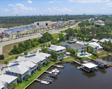 2260 Beach Boulevard - Photo Thumbnail 2