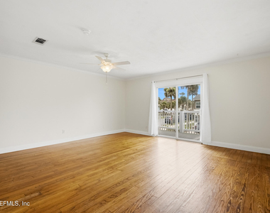 200 Walnut Street - Photo Thumbnail 7