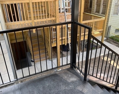 3726 N Racine Avenue - Photo Thumbnail 24