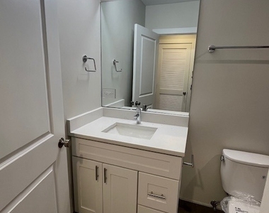 3726 N Racine Avenue - Photo Thumbnail 19