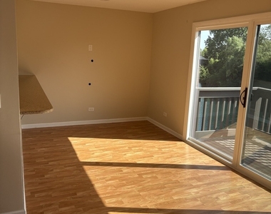 835 Waterview Circle - Photo Thumbnail 18