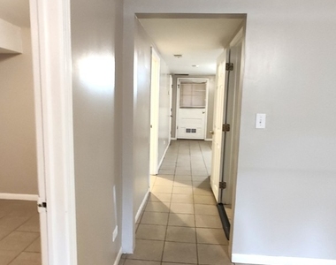 3643 S Hermitage Avenue - Photo Thumbnail 11