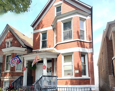3643 S Hermitage Avenue - Photo Thumbnail 1