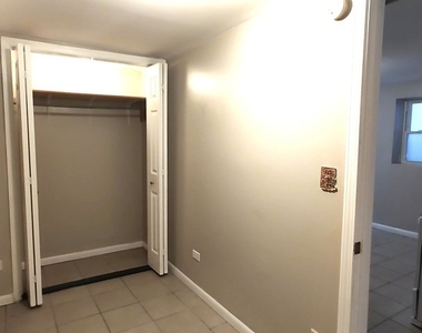 3643 S Hermitage Avenue - Photo Thumbnail 9