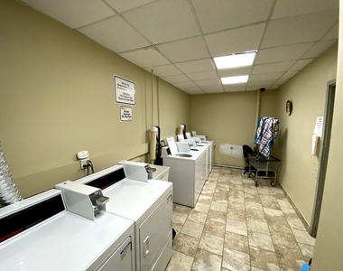 839 W Sheridan Road - Photo Thumbnail 4