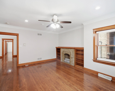 1906 Ridgeland Avenue - Photo Thumbnail 3