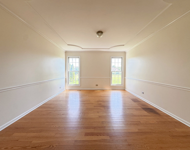 1108 Hollingswood Avenue - Photo Thumbnail 18