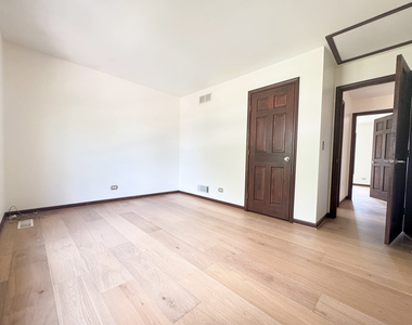 1108 Hollingswood Avenue - Photo Thumbnail 10