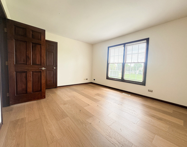 1108 Hollingswood Avenue - Photo Thumbnail 9
