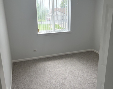 227 Brett Circle - Photo Thumbnail 13