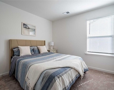 8317 Hunters Grove Road - Photo Thumbnail 20