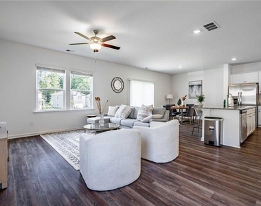 8317 Hunters Grove Road - Photo Thumbnail 3