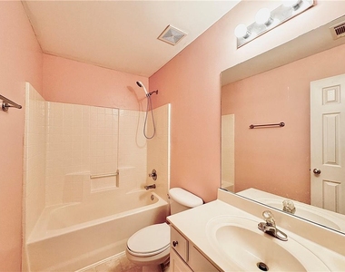 370 Creek Manor Way - Photo Thumbnail 14