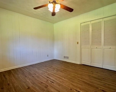 12610 Providence Road - Photo Thumbnail 12