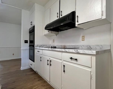 12610 Providence Road - Photo Thumbnail 7