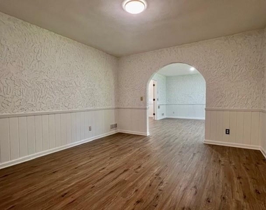 12610 Providence Road - Photo Thumbnail 9