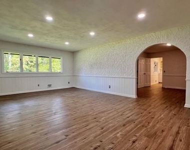 12610 Providence Road - Photo Thumbnail 11