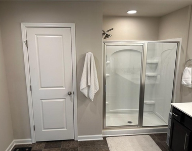 126 Auburn Crossing Drive - Photo Thumbnail 37