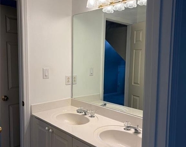 96 Highgrove Drive - Photo Thumbnail 17