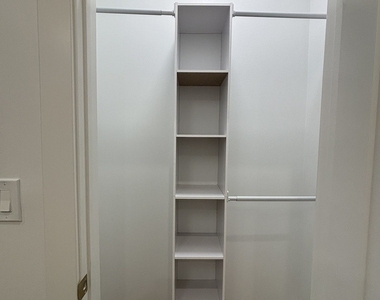 6042 S Eberhart Avenue - Photo Thumbnail 15