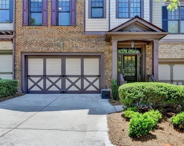 6961 Fellowship Lane - Photo Thumbnail 3