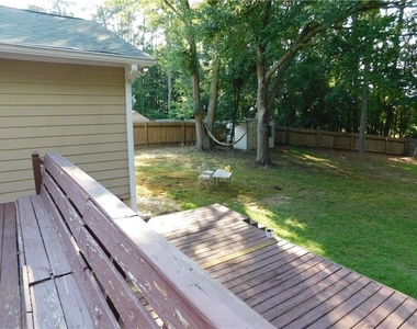 2460 Hinton Road - Photo Thumbnail 17