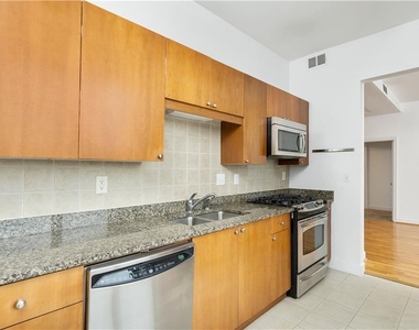 2626 Peachtree Road Nw - Photo Thumbnail 13