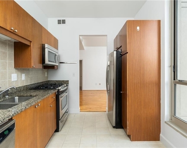 2626 Peachtree Road Nw - Photo Thumbnail 14