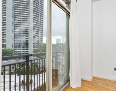 2626 Peachtree Road Nw - Photo Thumbnail 18