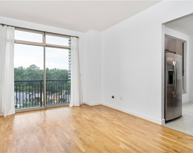 2626 Peachtree Road Nw - Photo Thumbnail 23