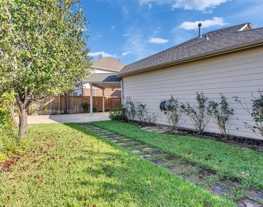 9915 Valance Way - Photo Thumbnail 25