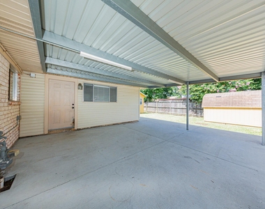 823 Parkhill Street - Photo Thumbnail 26