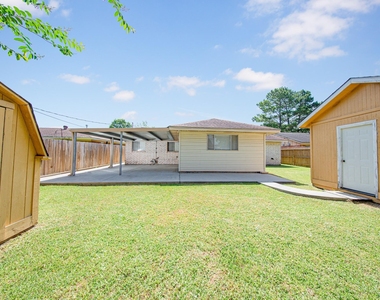 823 Parkhill Street - Photo Thumbnail 29