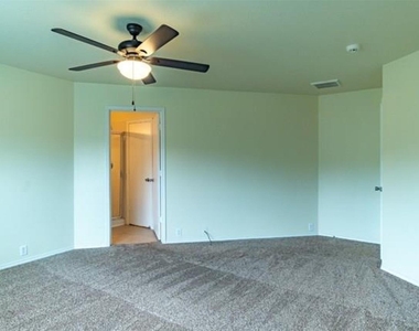 10446 Caribou Cove - Photo Thumbnail 14