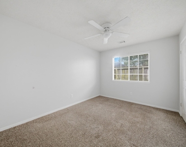 2004 Landing Boulevard - Photo Thumbnail 26