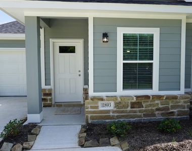 11893 East Gate Drive - Photo Thumbnail 1