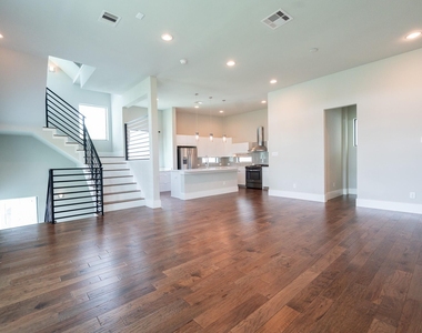 1613 Wheeler Street - Photo Thumbnail 14