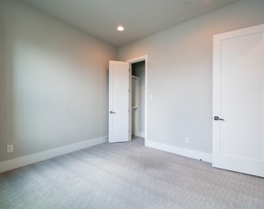 1613 Wheeler Street - Photo Thumbnail 24