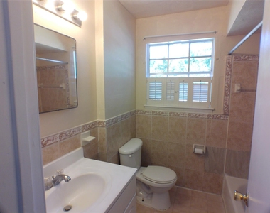 1301 Glenmore Drive - Photo Thumbnail 13