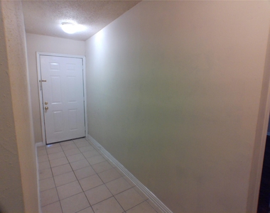 1301 Glenmore Drive - Photo Thumbnail 22