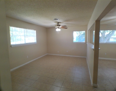 1301 Glenmore Drive - Photo Thumbnail 8