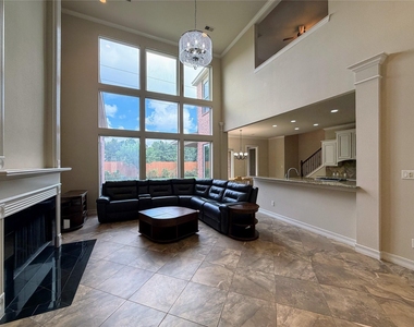 4702 Payton Chase Lane - Photo Thumbnail 13