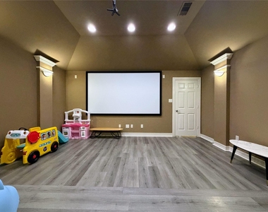 4702 Payton Chase Lane - Photo Thumbnail 32